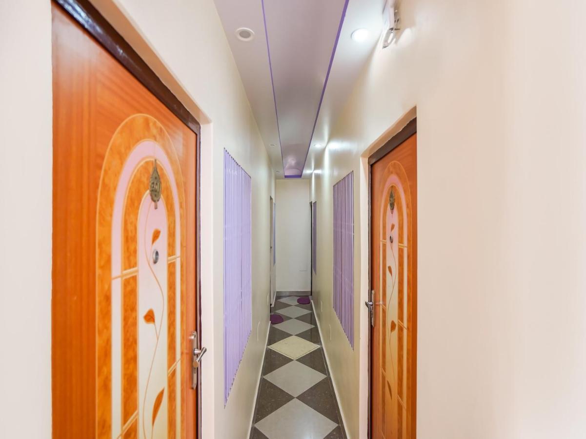 ורנאסי Oyo 75627 New Ankit Guest House מראה חיצוני תמונה