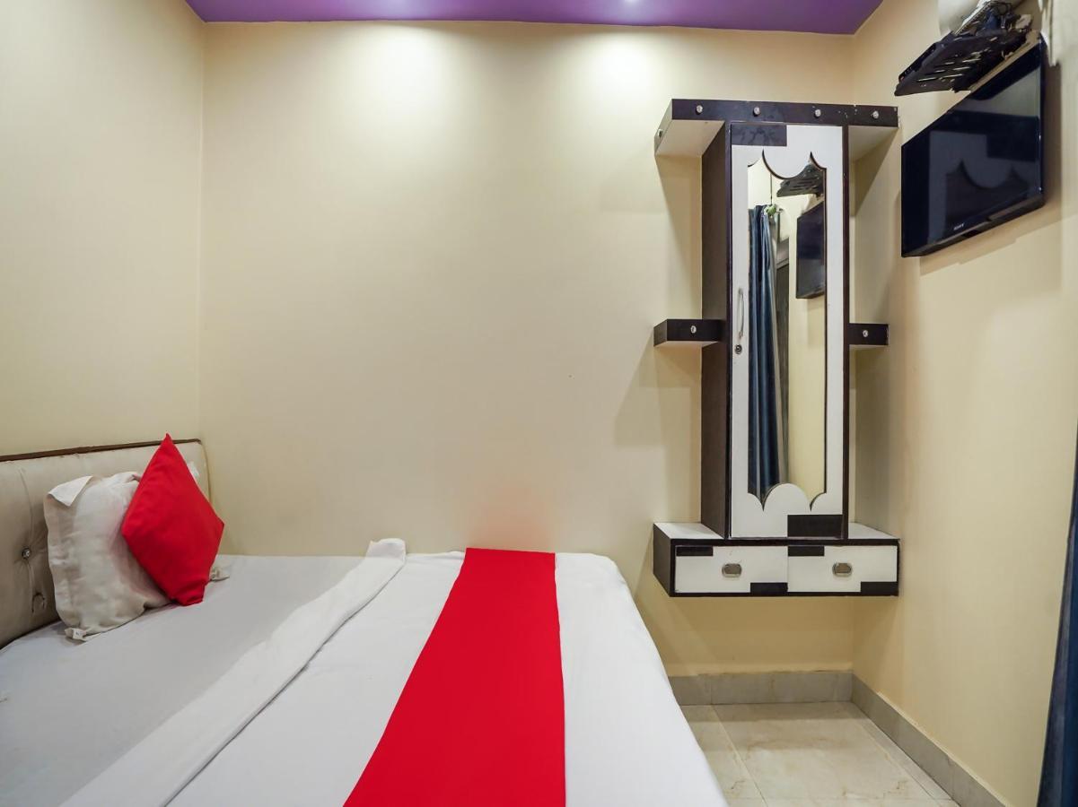 ורנאסי Oyo 75627 New Ankit Guest House מראה חיצוני תמונה