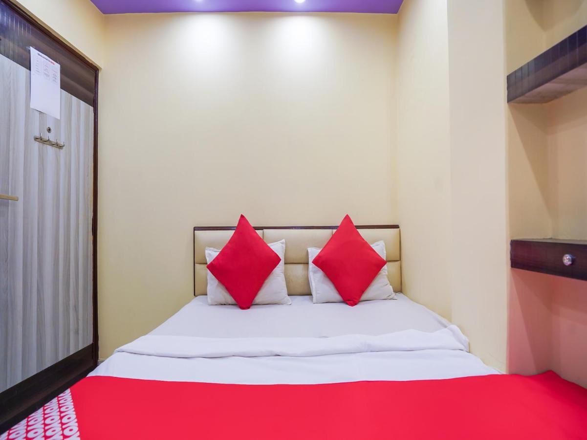 ורנאסי Oyo 75627 New Ankit Guest House מראה חיצוני תמונה