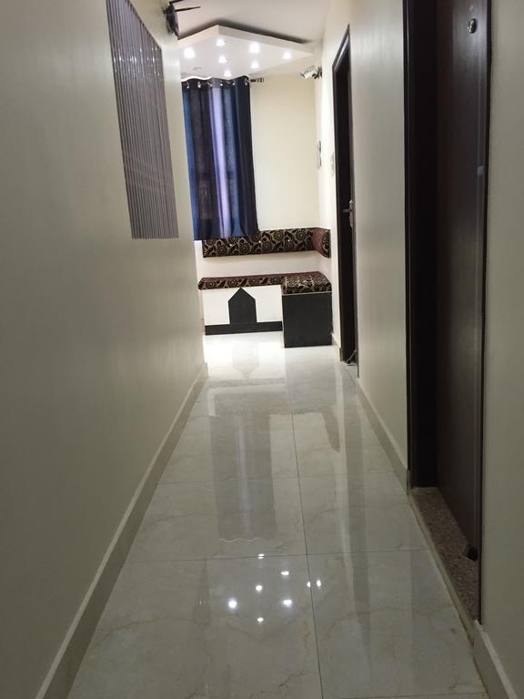 ורנאסי Oyo 75627 New Ankit Guest House מראה חיצוני תמונה