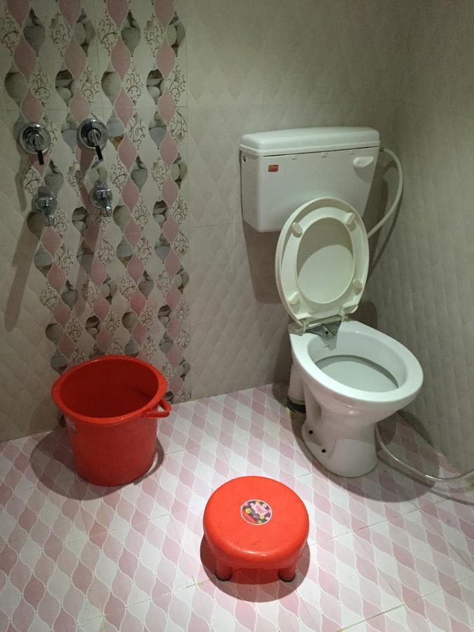 ורנאסי Oyo 75627 New Ankit Guest House מראה חיצוני תמונה